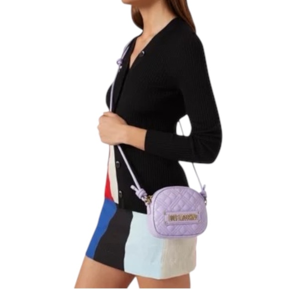 LOVE MOSCHINO Small Oval-Shaped Quilted Bag - Picture 15 of 15